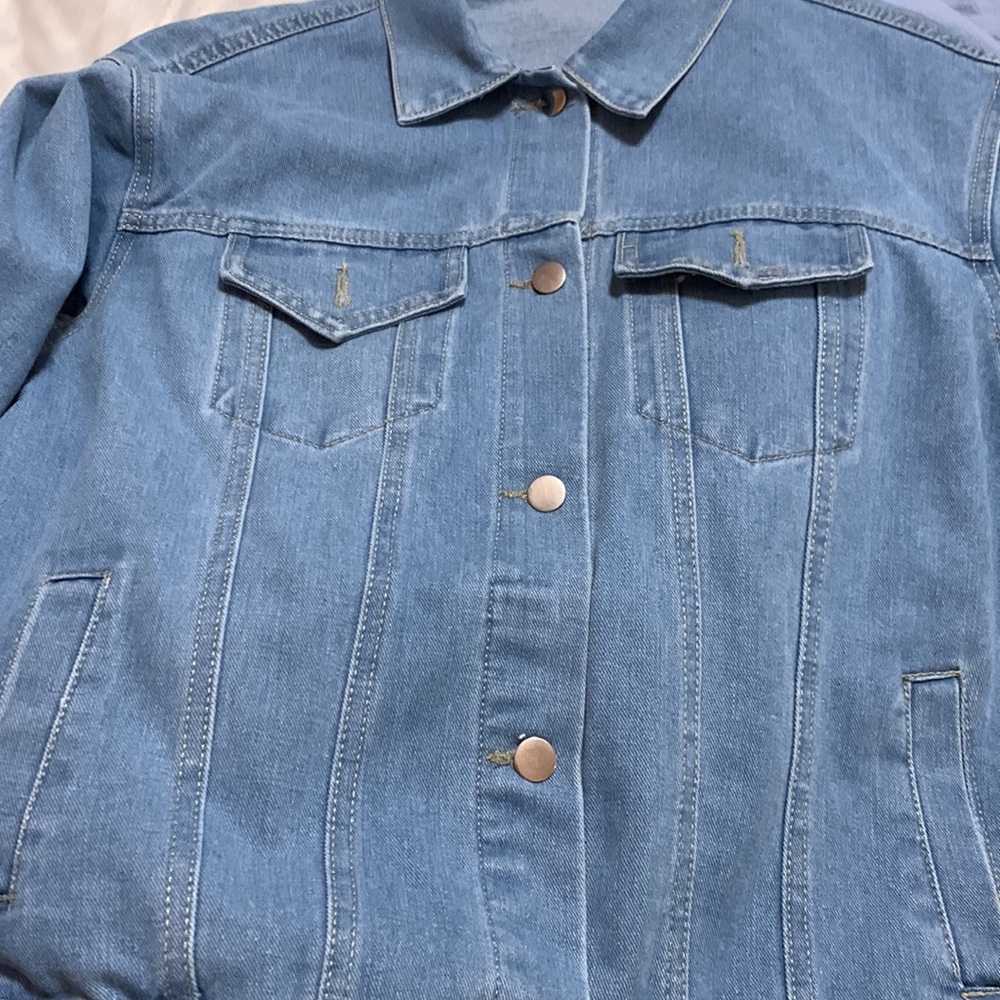 No name brand light blue denim jacket - Picture 8 of 8